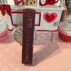 Too Faced Limited Edition Burgundy Mascara